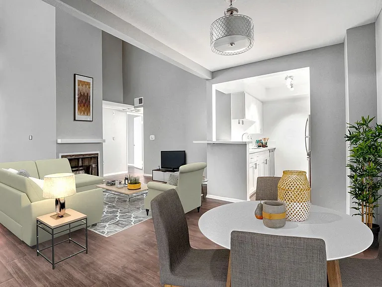 Franklin Place — Photo 11