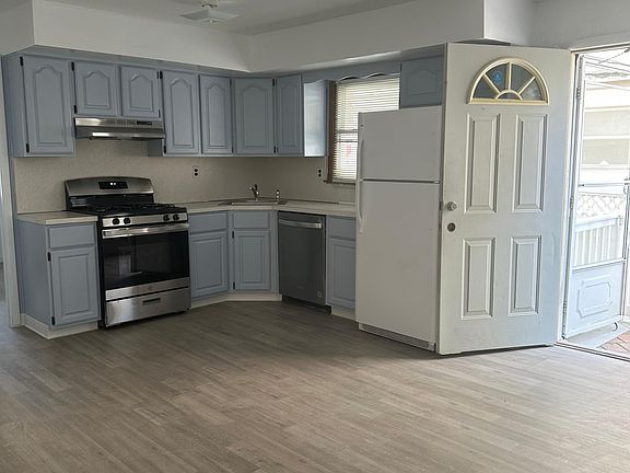 5th image of 56 Willowwood Ln #1
