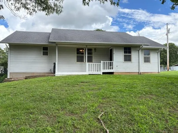 21572 Lawrence 1240, Aurora, MO 65605