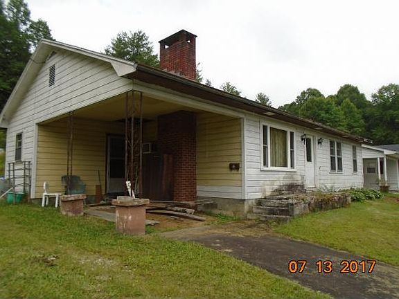 2nd image of 652 Shoun St