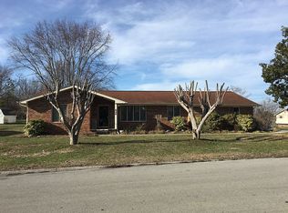 626 Spruce St, Morristown, TN 37813