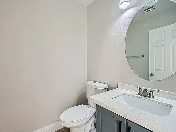 5th image of 8264 Wildwood Glen Dr