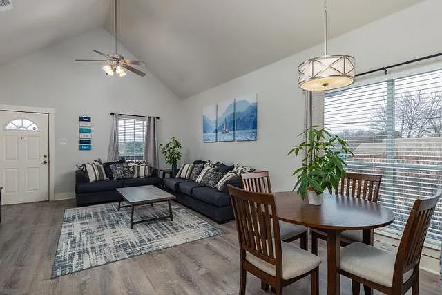 2801 Frazier Ave — Photo 17