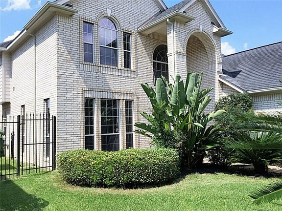 4th image of 11807 Lismore Lake Dr