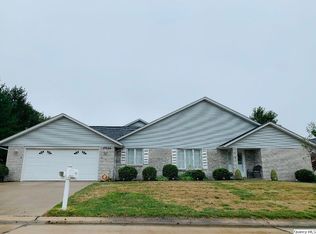 4924 Lake Ridge Dr, Quincy, IL 62305