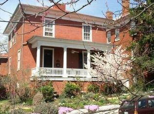 225 E Beverley St, Staunton, VA 24401