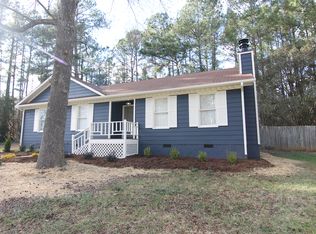 124 Loch Lomond Cir, Cary, NC 27511
