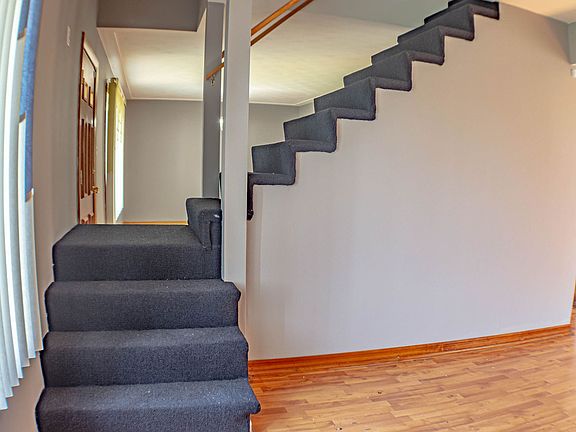 4th image of 11533 W Grand Ave