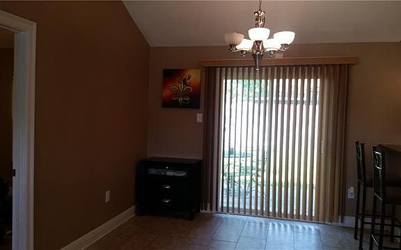 3rd image of 21 Willard Pl