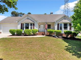 302 Foxfire Dr, Simpsonville, SC 29680
