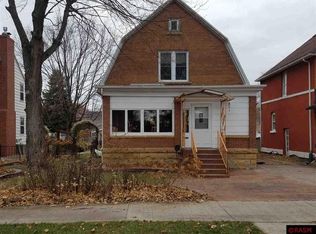 432 W Wheeler Ave, North Mankato, MN 56003