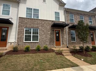 3053 Portage Dr, Bartlett, TN 38135