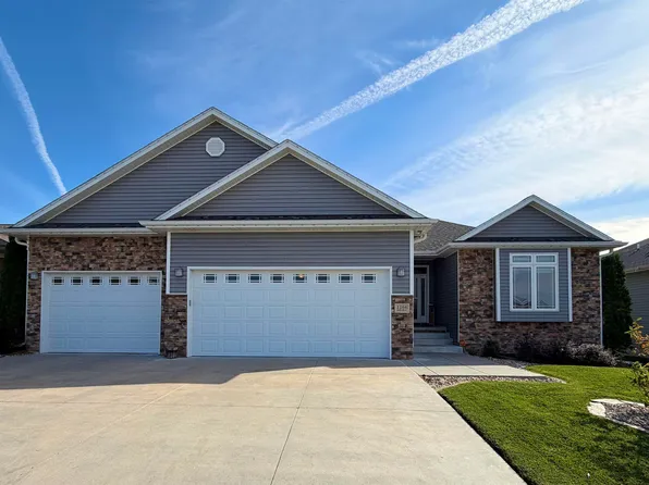 1166 N 99th St, Lincoln, NE 68527