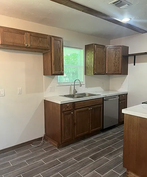 321 Mimosa Dr — Photo 10