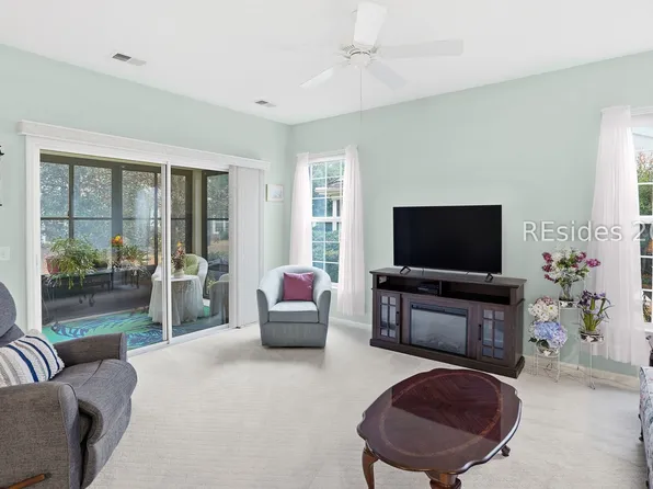 24 Falcon Ct, Bluffton, SC 29909