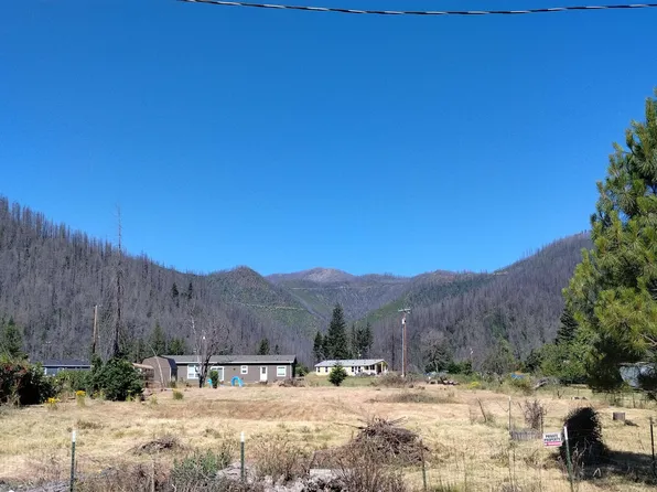 636 Indian Meadows Dr, Happy Camp, CA 96039