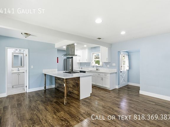 4th image of 14141 Gault St