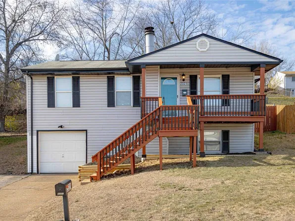 2321 Gloucester Rd, High Ridge, MO 63049