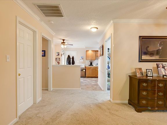 5th image of 715 Cedar Ln Unit 131