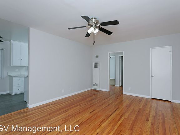 5th image of 221 W Lemon Ave APT 5