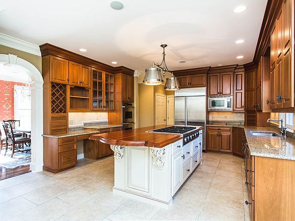 3rd image of 2930 Brookstone Dr