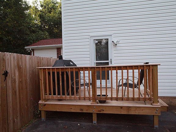 5th image of 10002 Southwick Ct