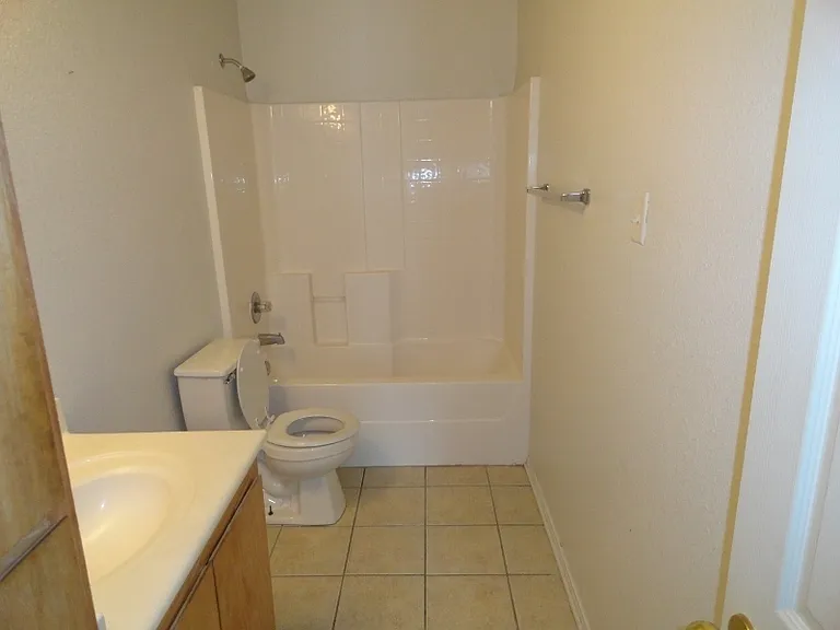 311 Jeff Gordon Dr — Photo 19