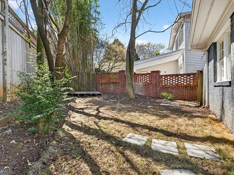 217 Westminster Dr NE #A — Photo 50