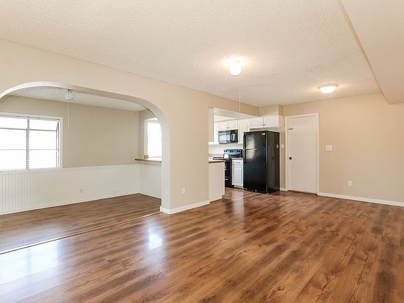 3rd image of 12229 N 48th Dr