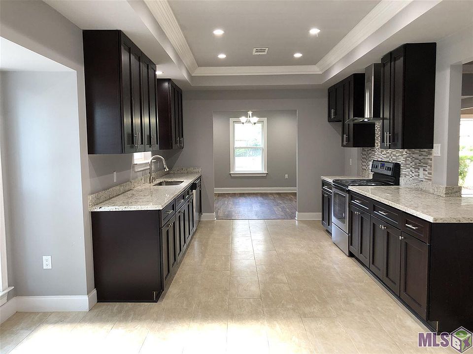 1st image of 13936 Leighwood Ave