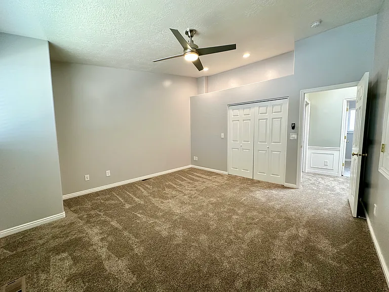 1809 E 4500 S — Photo 11