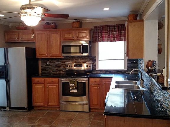 3rd image of 434 N Anderson St