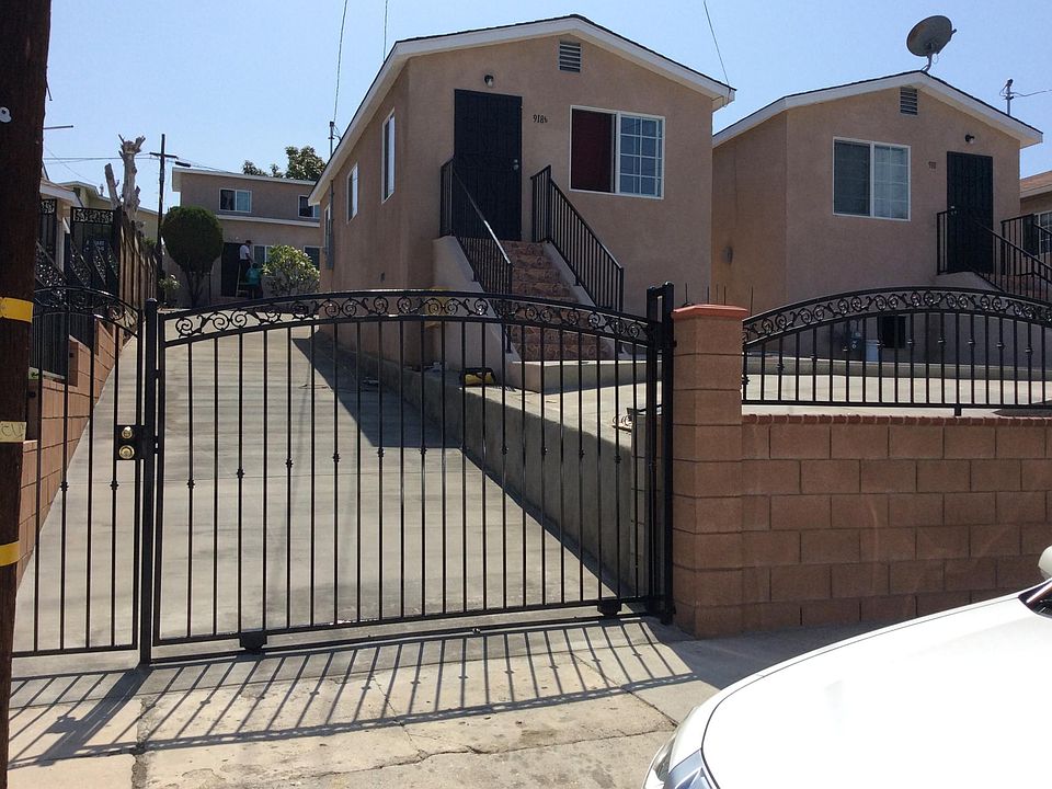 1st image of 920 1/2 N Hicks Ave