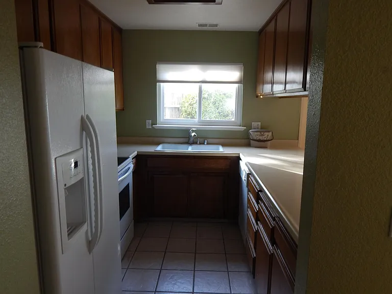 3405 Morro Bay Ave — Photo 4
