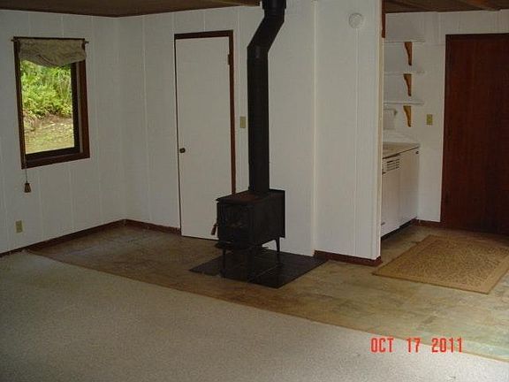 2nd image of 4131 Bluff Ln NE #A