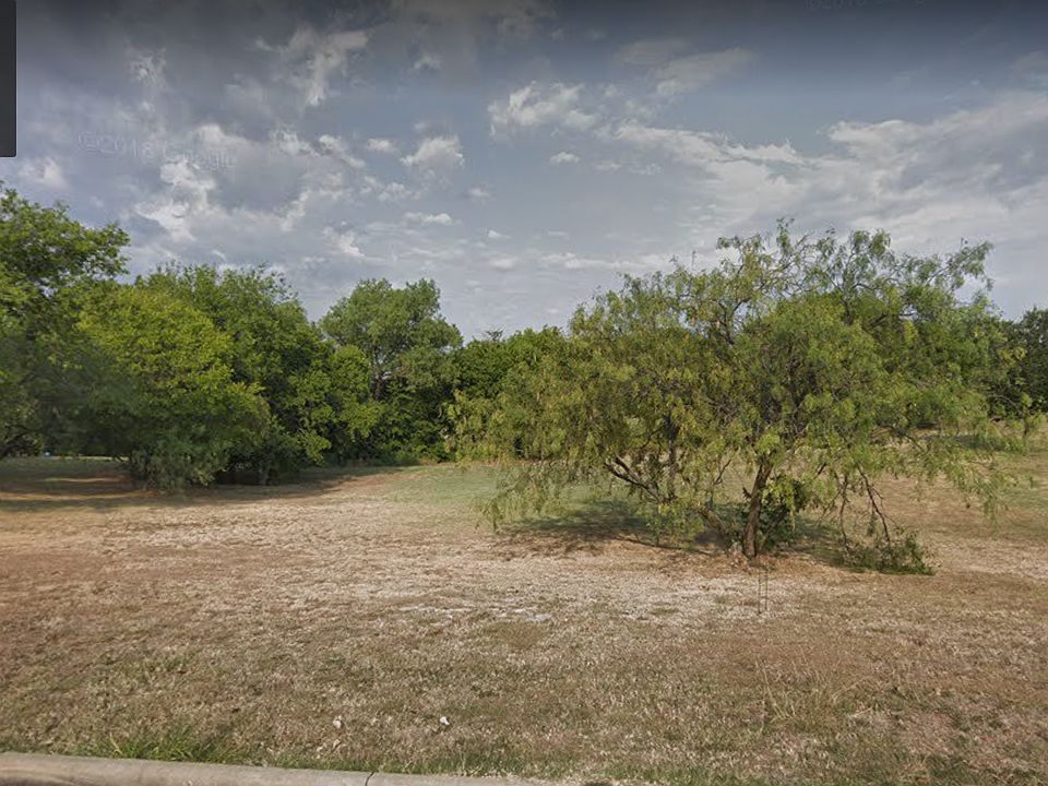 2nd image of 1117 Wishing Well Ct