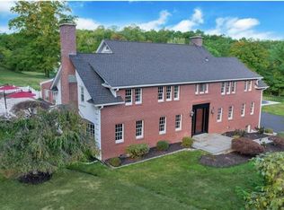 235 Bear Ridge Rd, Pleasantville, NY 10570