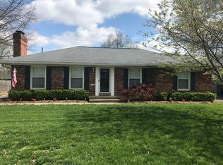 1930 Buttonwood Rd, Graymoor Devondale, KY 40222