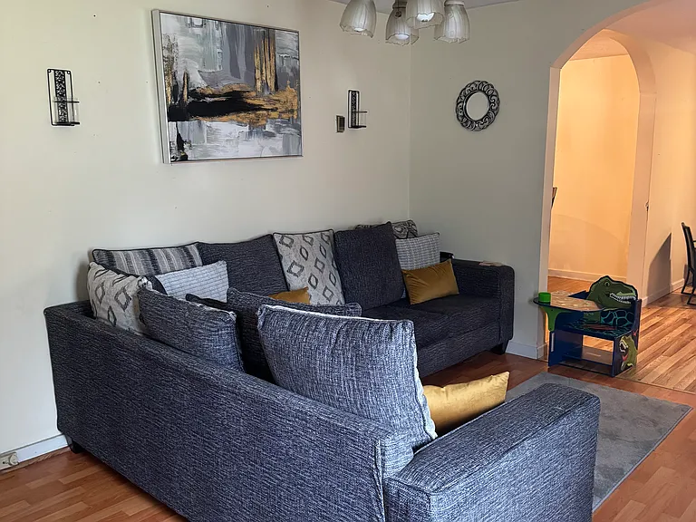 622 Leahy Cir — Photo 2