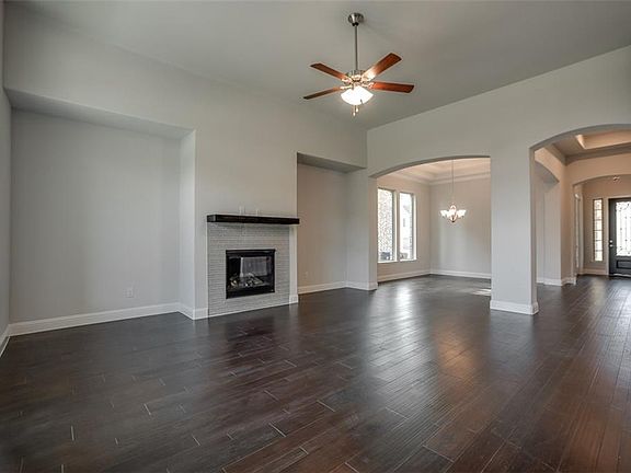 5th image of 13810 Gibraltar Ln