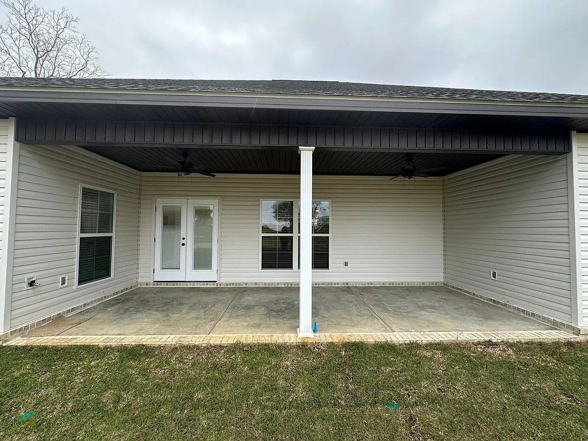 Building Photo - 1445 Highway 167 S