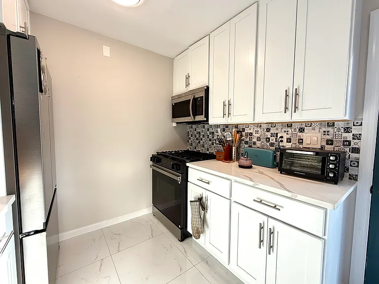 516 Midstreams Rd — Photo 12
