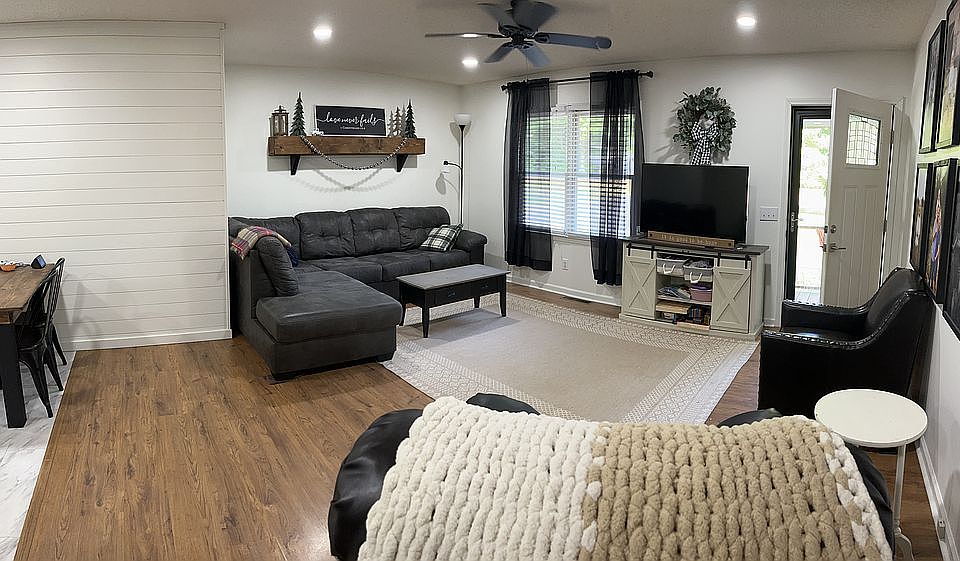 2nd image of 173 Circle Drive Ln