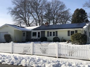 8 White Rd, Holbrook, MA 02343