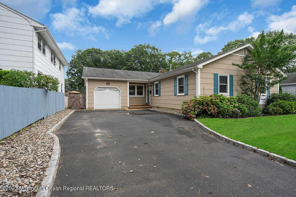 3 bed, 1476 sqft, $3,700 — Photo 3