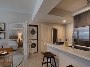 8440 NW 33rd Ter, Doral, FL 33122