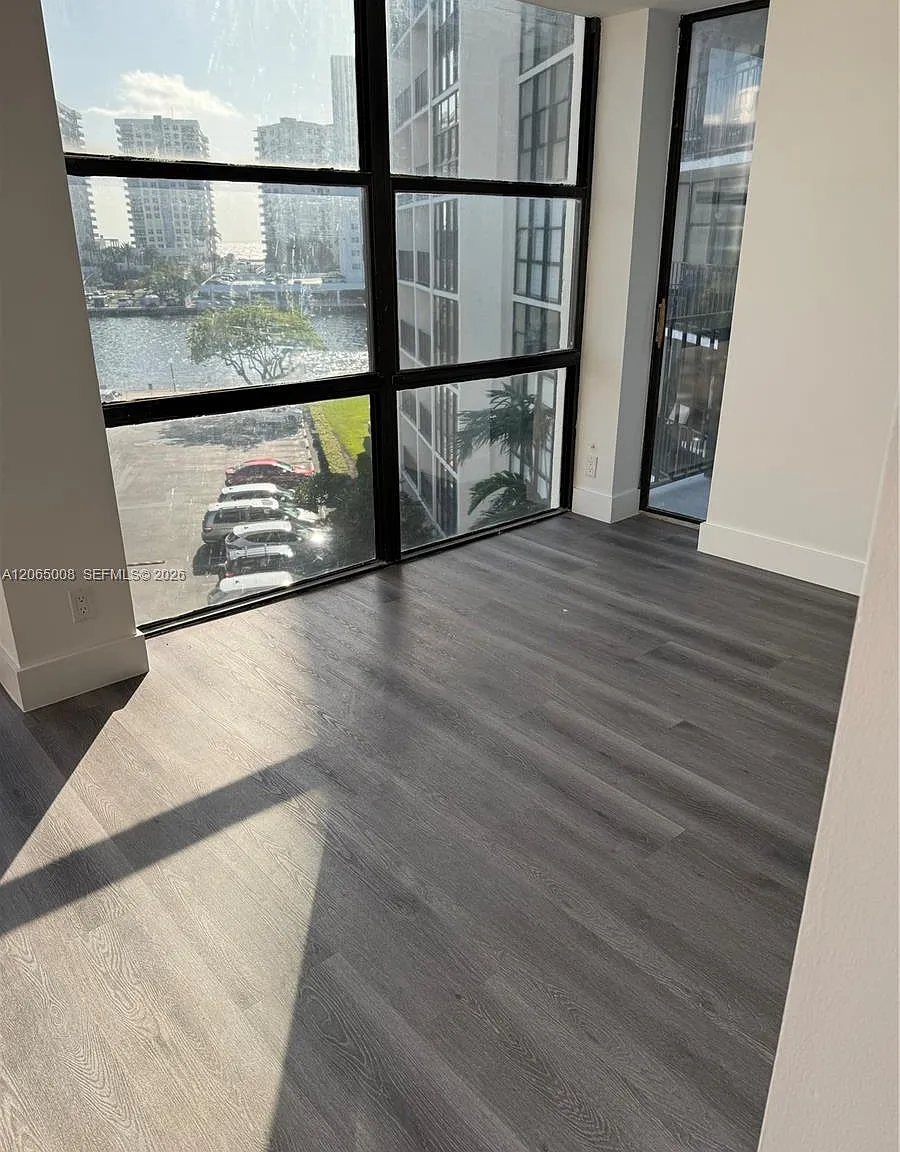 Oceanview Park Condo — Photo 3