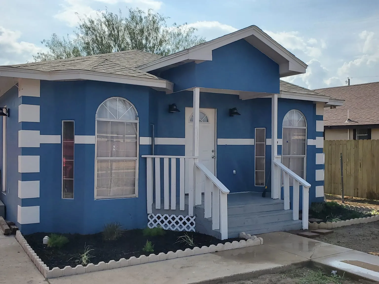 2 bed, 956 sqft, $1,000 — Photo 2