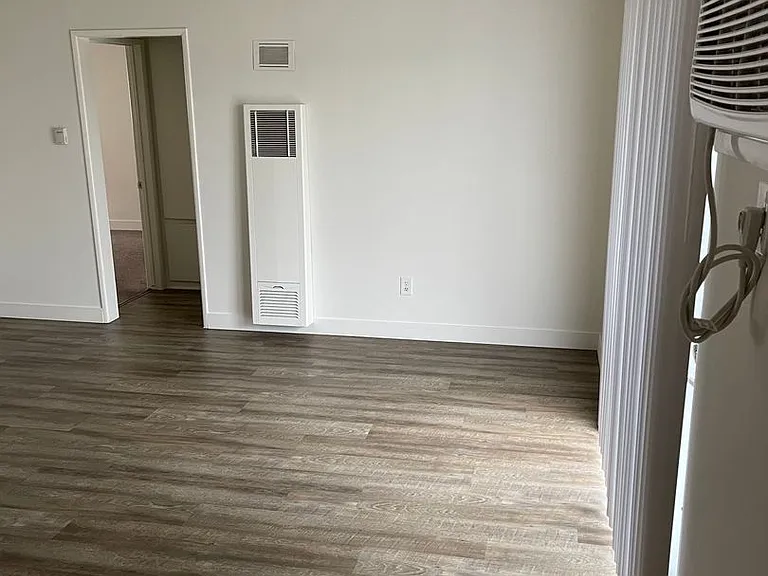 Weddington Apartments — Photo 6