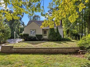 114 Fitch St, North Haven, CT 06473